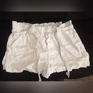 White/Blue shorts XL